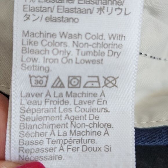 J. Crew Re-Imagined navy blue 99% cotton shorts, 5" inseam, size 30 - Picture 6 of 8